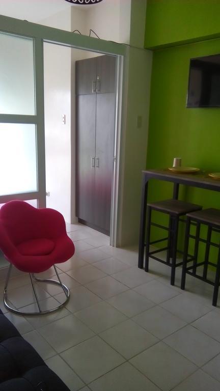 Mary'S Crib Cityland Prime Tagaytay With Free Wifi & Swimming Tagaytay City Eksteriør billede